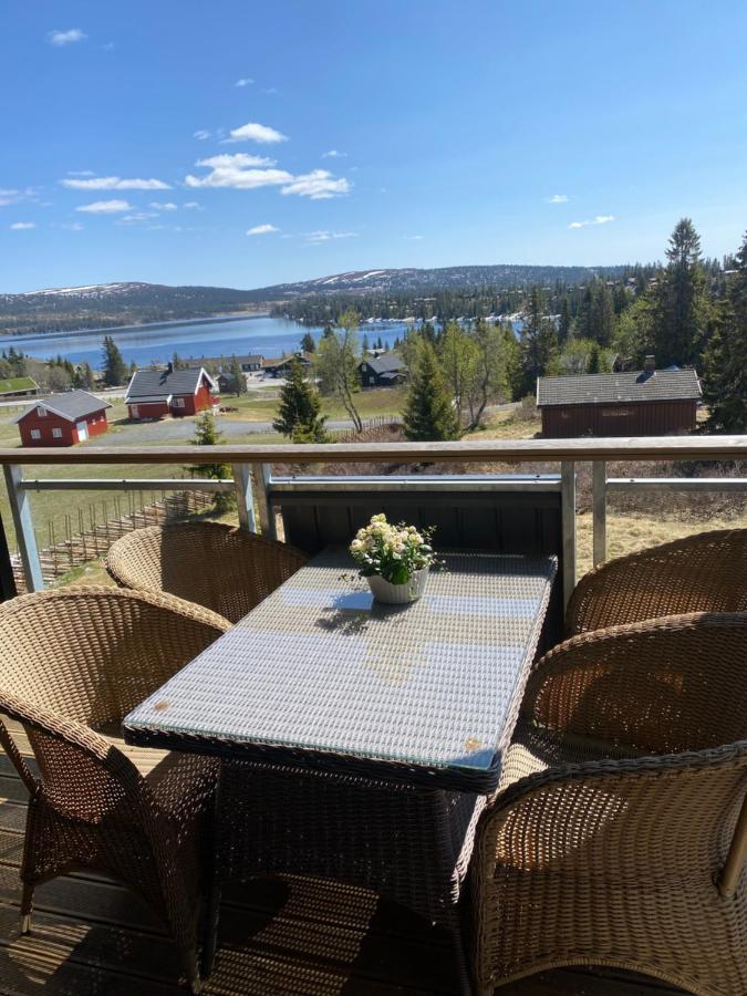 Leilighet Med Panoramautsikt Sjusjoen Innendors Parkering Buitenkant foto